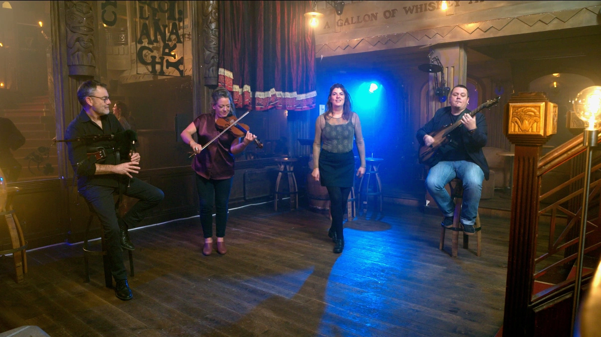 Danns!  - groupe traditionnel breton à Quimper